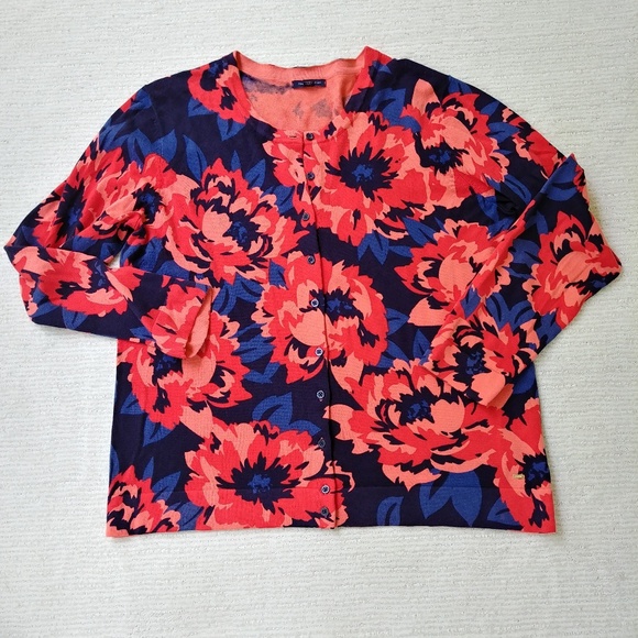 Tommy Hilfiger Sweaters - Tommy Hilfiger XXL Floral Cardigan